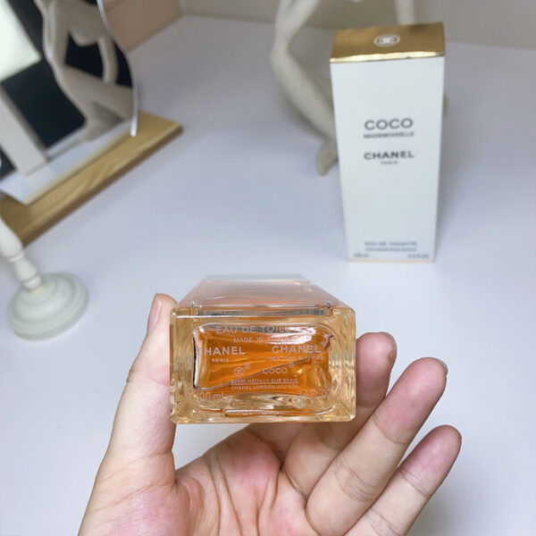 COCO-MADEMOISELLE-CHANEL-4